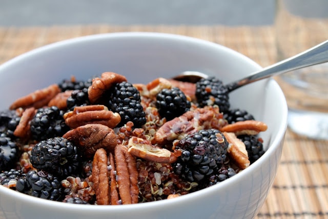 fruit and nut breakfast quinoa - easy, healthy, delicious breakfast 