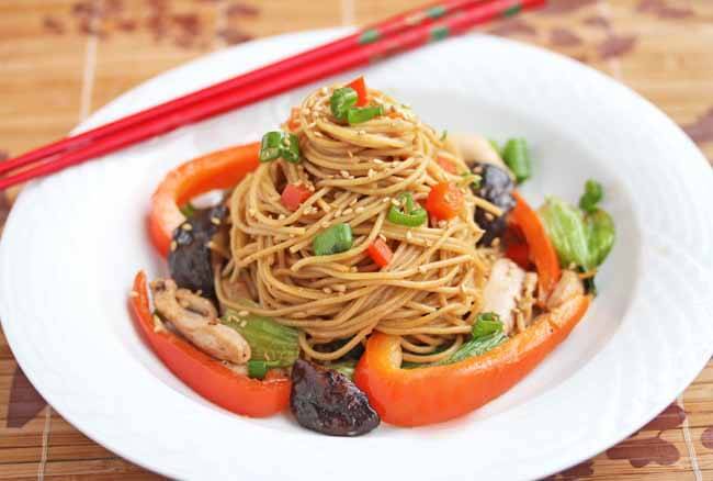 Stir-Fry Noodles with Chicken, Shitake Mushrooms and Chinese Vegetables