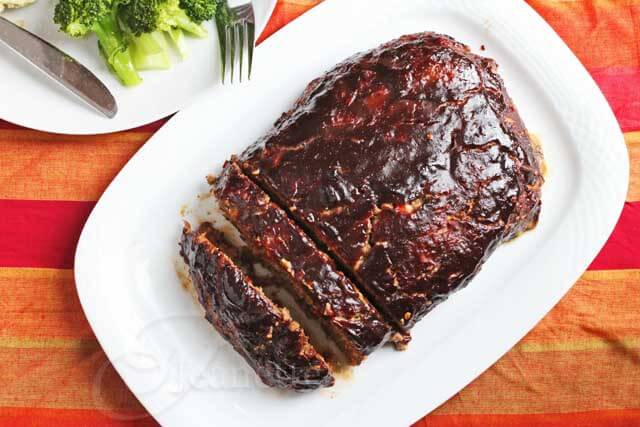 Balsamic Glazed Roasted Vegetable Meatloaf © Jeanette's Healthy Living