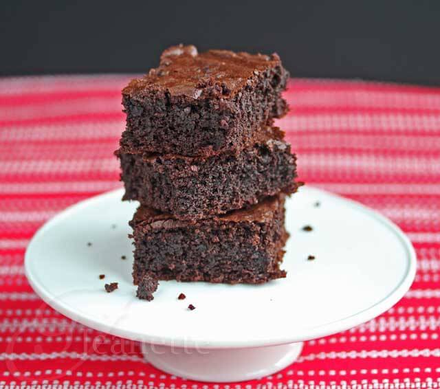 Rebecca Katz's Insanely Good Chocolate Brownies © Jeanette's Healthy Living