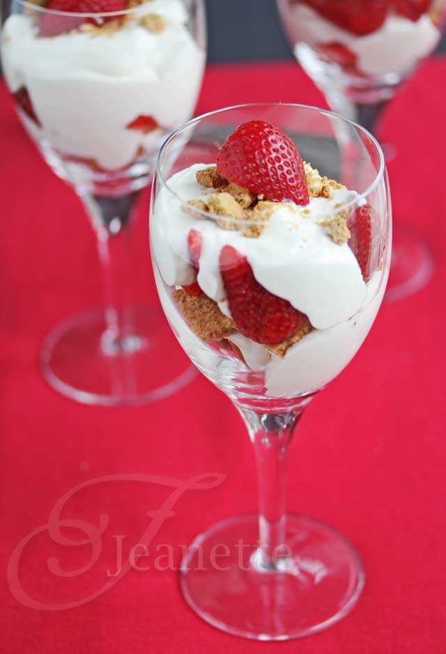 Skinny Strawberry Cheesecake Parfaits © Jeanette's Healthy Living