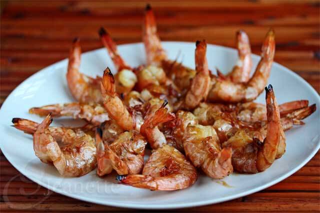 Grilled Thai Shrimp in the Shell with Garlic Sauce © Jeanette's Healthy Living