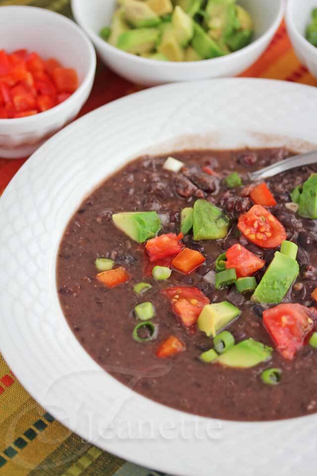 Pressure Cooker/Instant Pot Cuban Black Bean Soup - cooks in just 15 minutes - warm up with a bowl of this hearty healthy soup