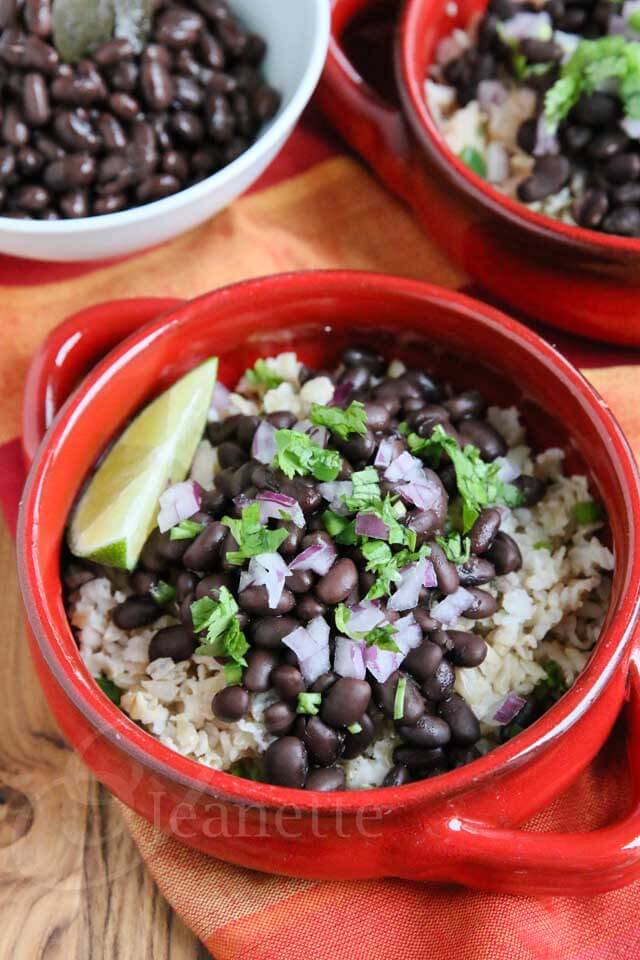 Slow Cooker Chipotle Style Black Beans Recipe