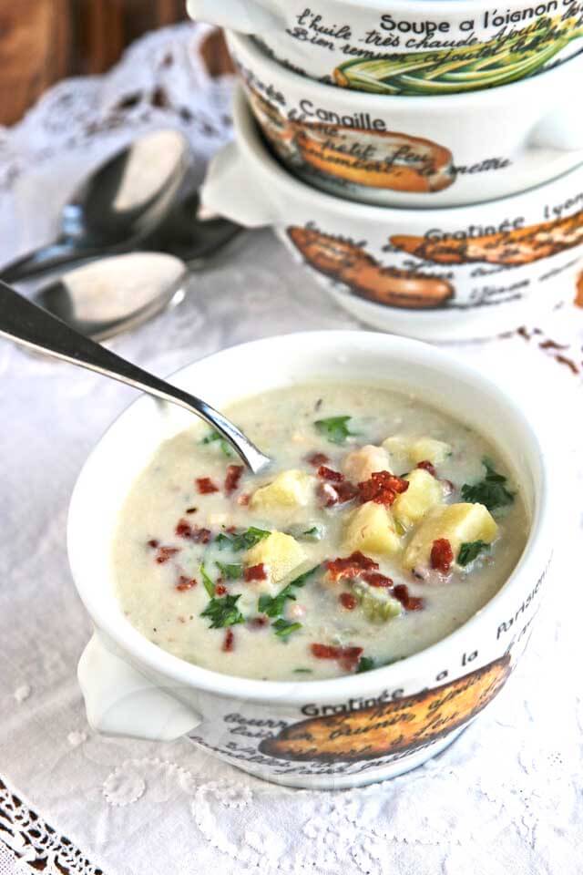 Skinny New England Clam Chowder © Jeanette's Healthy Living
