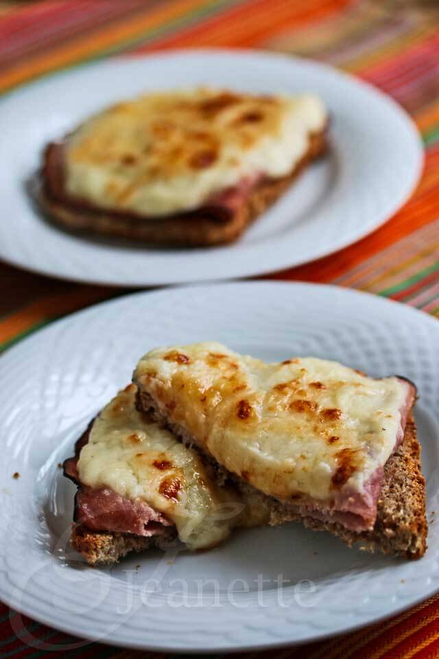 Skinny Croque Monsieur Grilled Cheese © Jeanette's Healthy Living