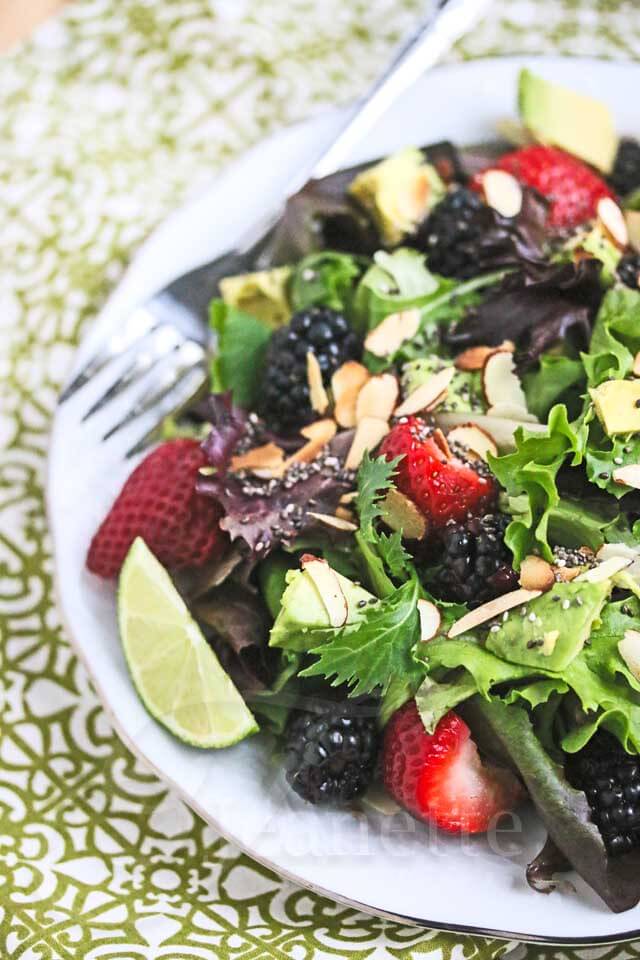 Power Berry Salad with Chia Seeds and Almonds