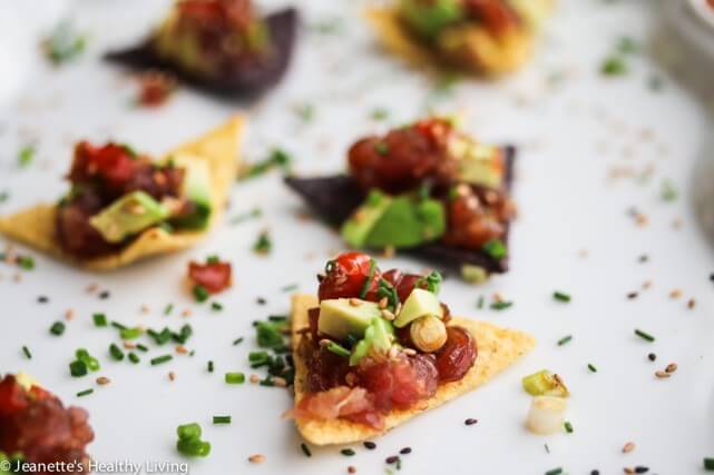 Spicy Tuna Avocado Tartare Bites - a quick and easy appetizer that everyone will devour!