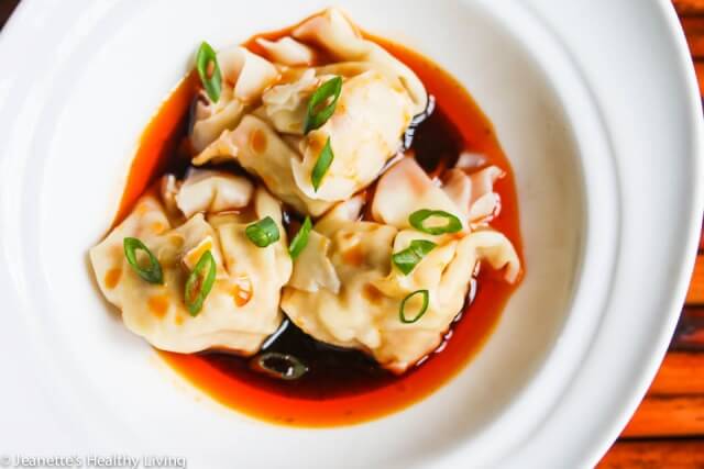 Szechuan Red Chili Oil Wonton Sauce - this sauce tastes just like the one I have at my favorite Chinese restaurant