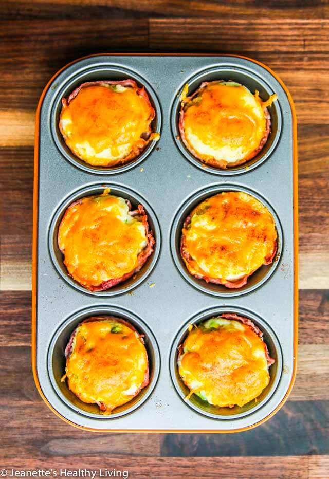 Ham Mashed Potato Breakfast Cups - these are a great way to use up leftover mashed potatoes - serve for breakfast or brunch