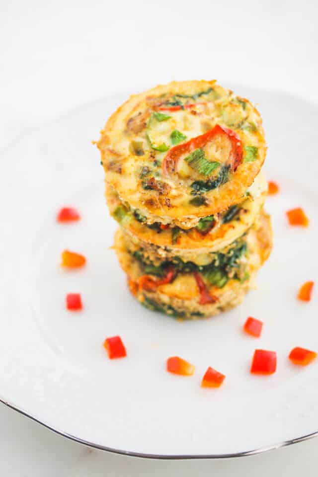 Breakfast Shrimp Egg White Muffins - these portable breakfast quiches are healthy and high in protein. They reheat well for busy weekdays! ~ https://jeanetteshealthyliving.com