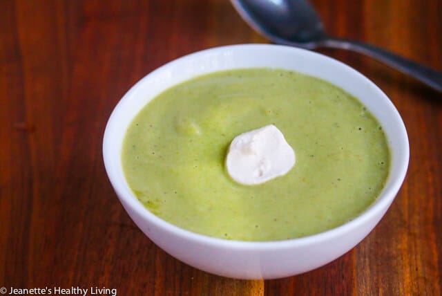 Creamy Green Bean Casserole Soup - all the flavors of green bean casserole in this healthy and delicious soup!