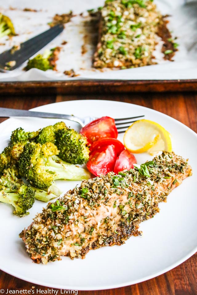 Fennel Crusted Baked Salmon and Broccoli - this easy, fast, delicious and healthy one-pan dinner recipe cooks in just 20 minutes