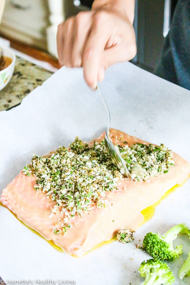Fennel Crusted Baked Salmon and Broccoli - this easy, fast, delicious and healthy one-pan dinner recipe cooks in just 20 minutes