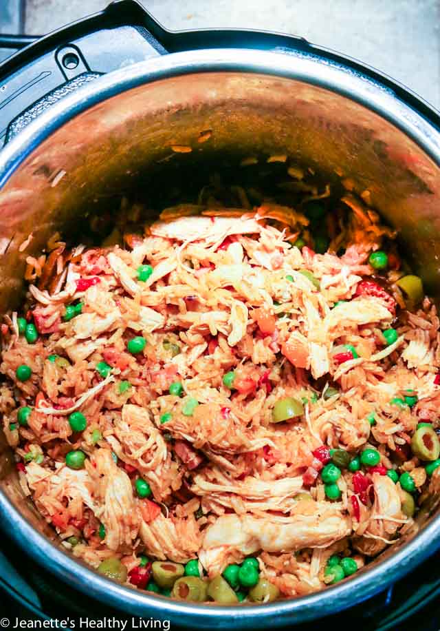 Instant Pot Nicaraguan Arroz Con Pollo - pressure cooking reduces cooking time for this one pot chicken and rice meal to 10 minutes