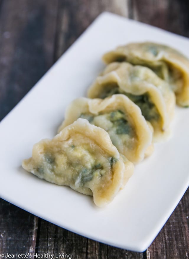 Spinach Tofu Dumplings - light vegetarian dumplings, packed with protein and iron